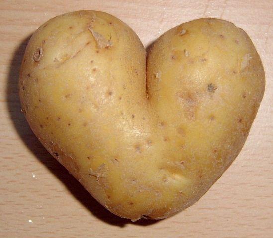Potatoes_hear_shaped.jpg